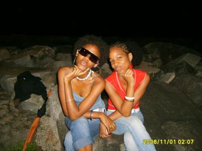 mel & momo